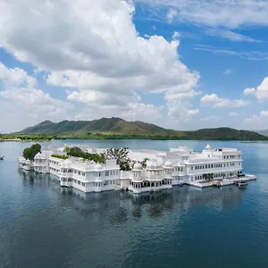 Курортный комплекс Taj Palace