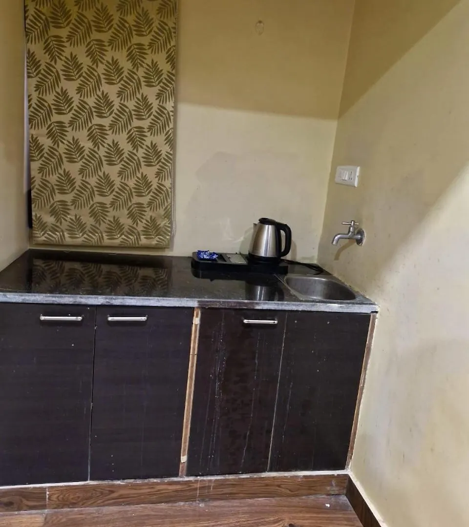 Bhagwat Stays Udaipur - Best Economy Stay In Udaipur With Swimmimg Pool Hotel