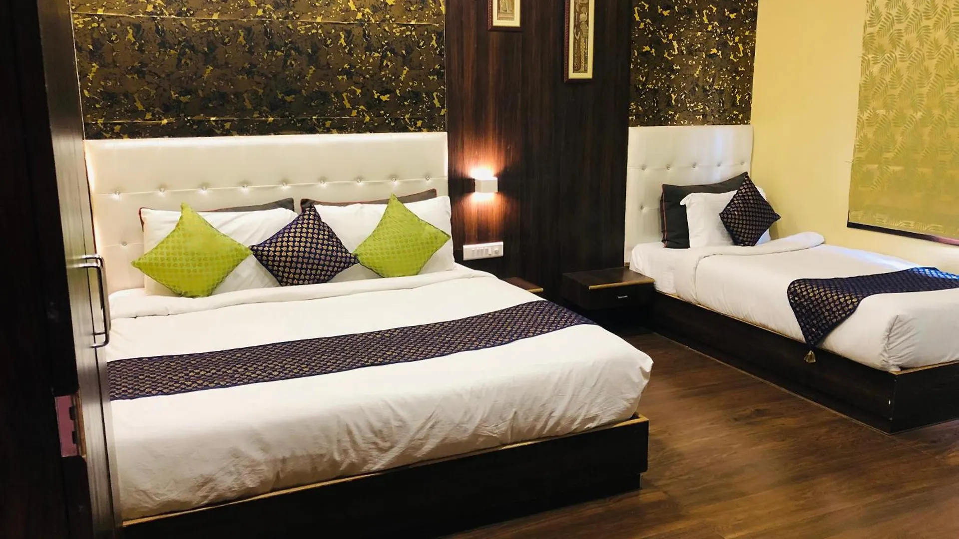 Hotel Bhagwat Stays Udaipur - Best Economy Stay In Udaipur With Swimmimg Pool
