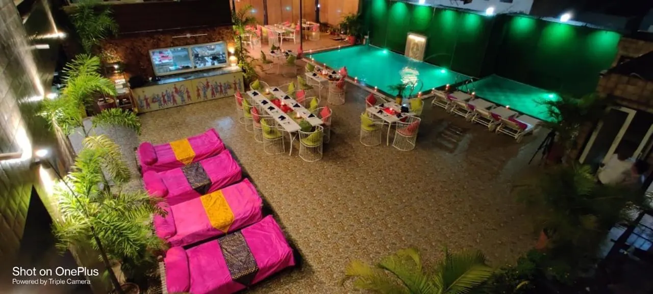 Bhagwat Stays Udaipur - Best Economy Stay In Udaipur With Swimmimg Pool 3*,